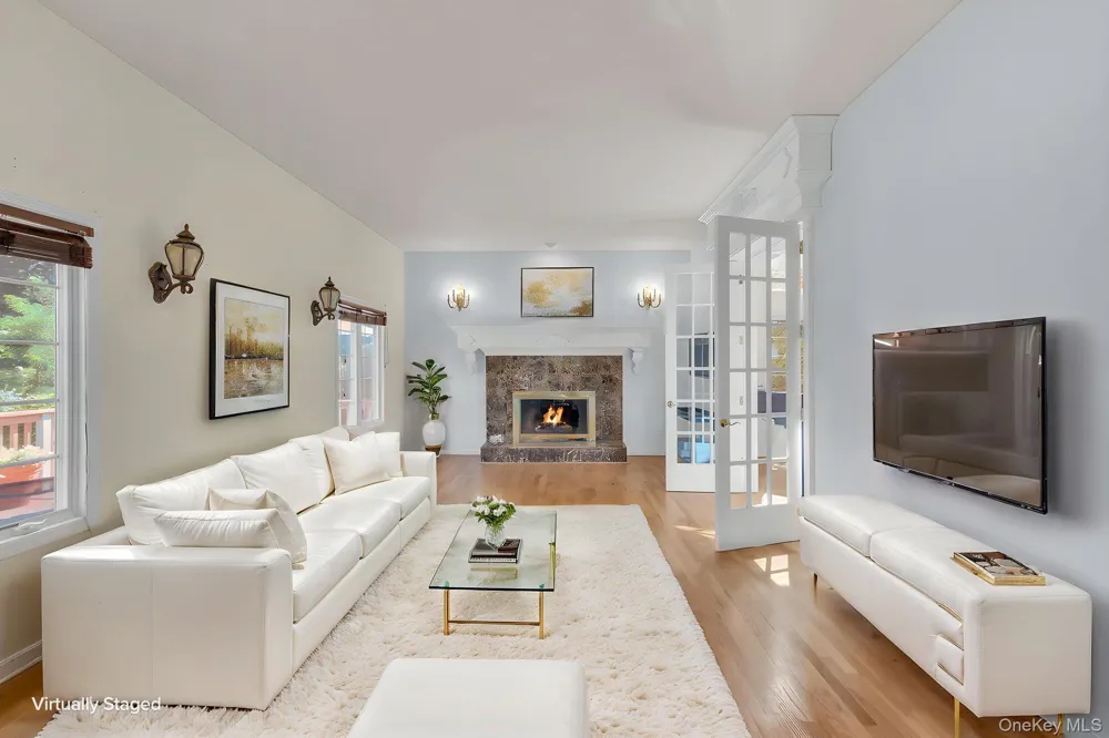 3 Dover Court Wading River, NY 11792