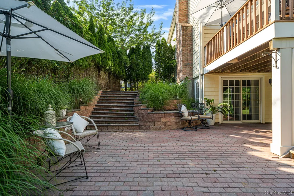 3 Dover Court Wading River, NY 11792