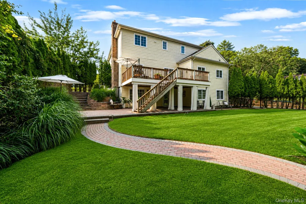 3 Dover Court Wading River, NY 11792