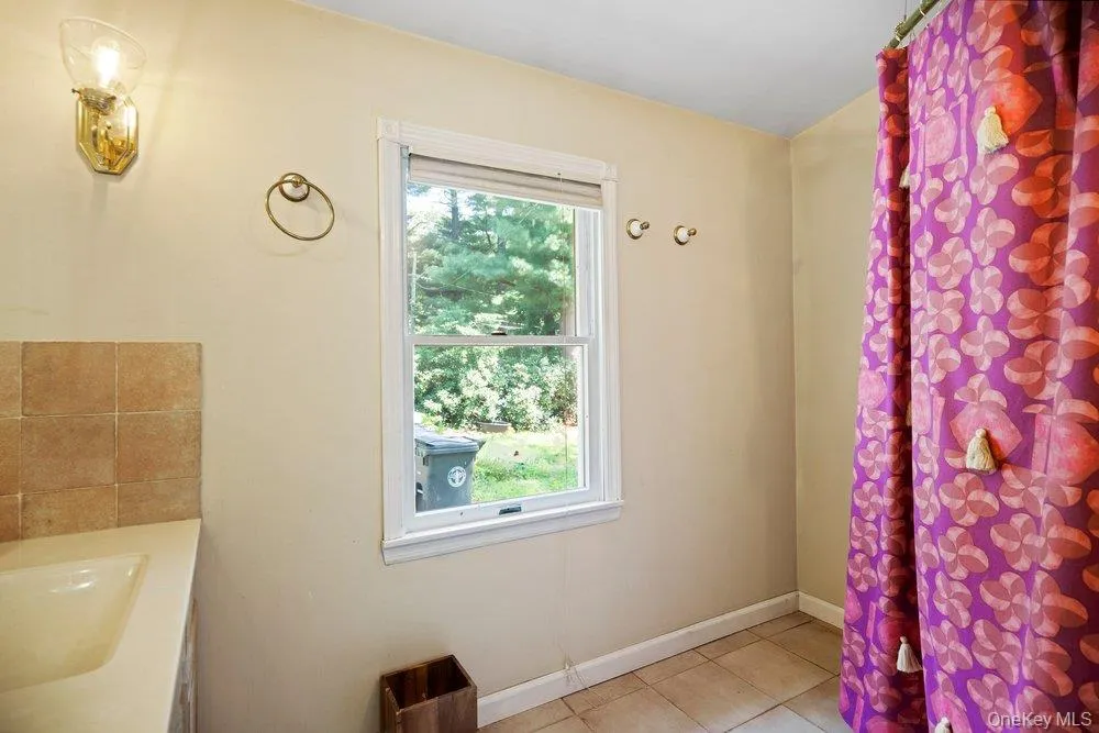 64 Sally Lane Ridge, NY 11961