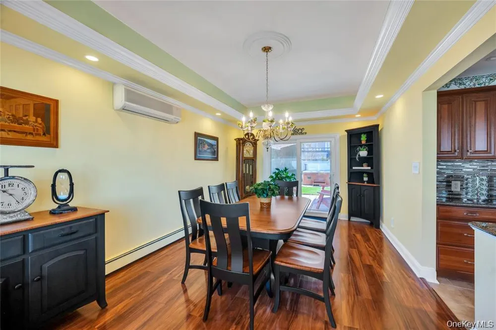26 Ballad Lane Hicksville, NY 11801