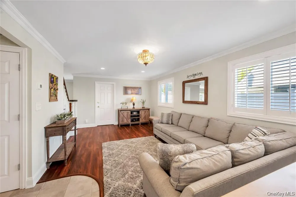 26 Ballad Lane Hicksville, NY 11801