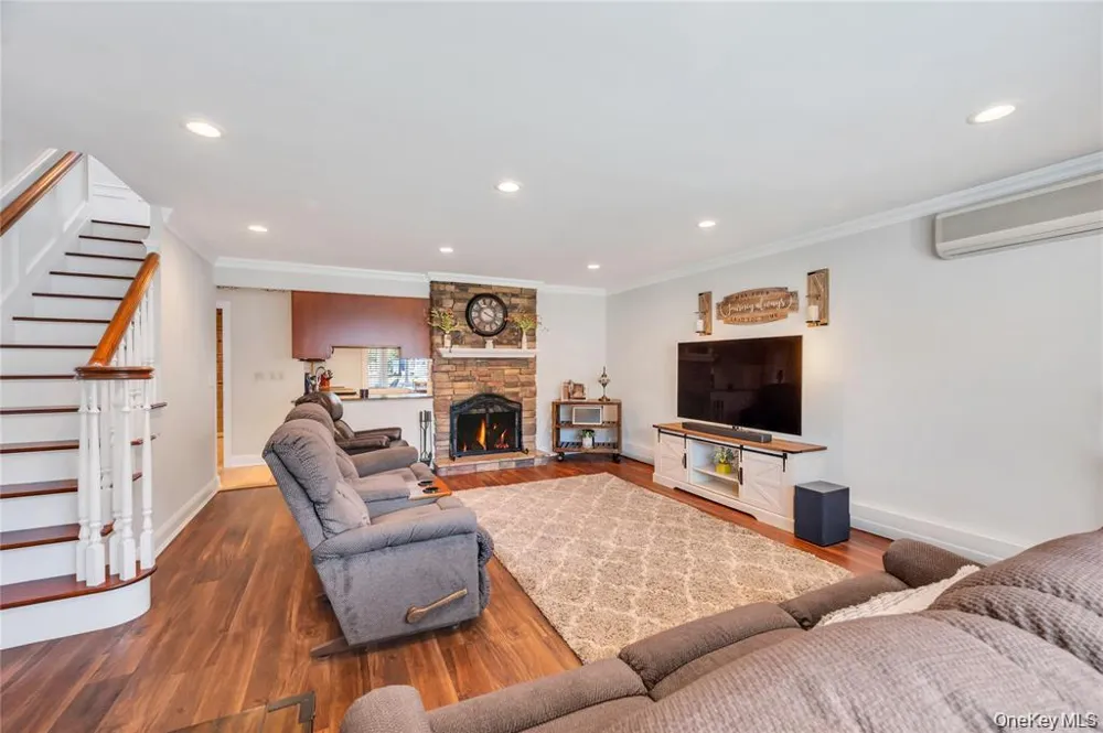 26 Ballad Lane Hicksville, NY 11801