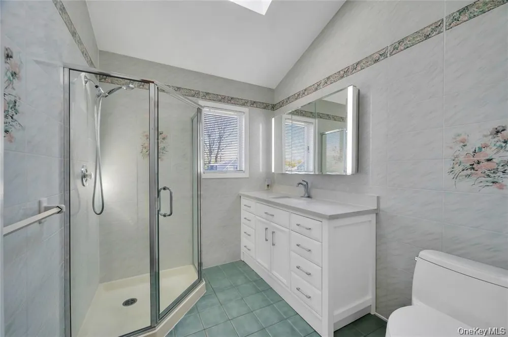 26 Ballad Lane Hicksville, NY 11801
