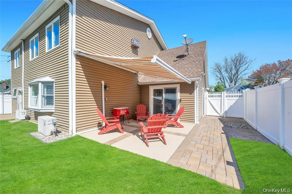 26 Ballad Lane Hicksville, NY 11801