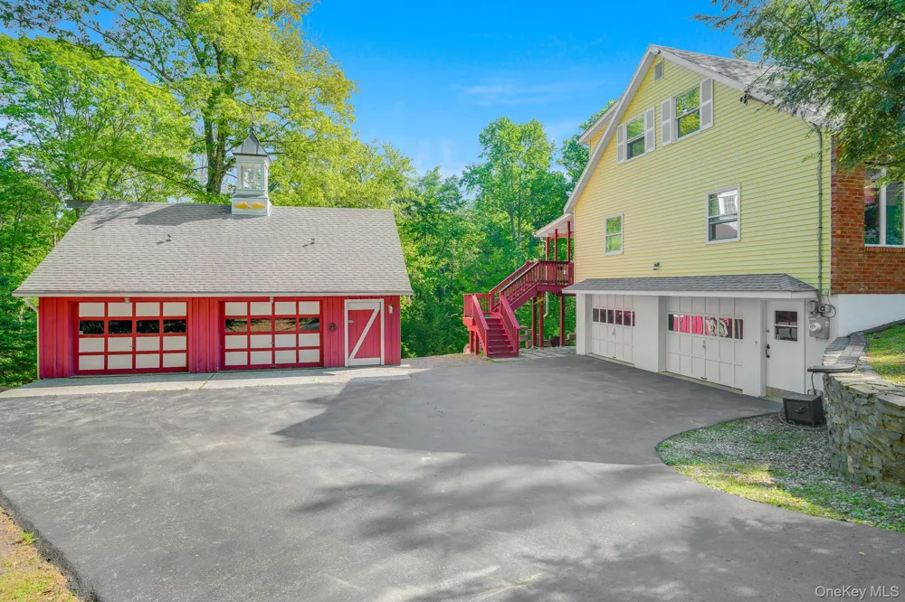 54 Bowe Lane Lagrangeville, NY 12540