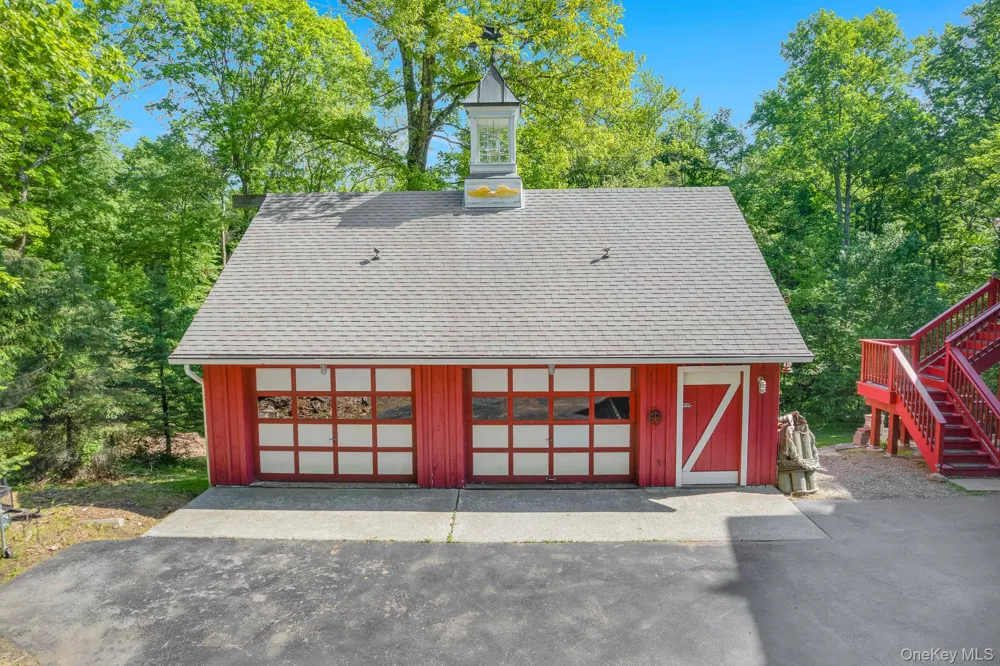 54 Bowe Lane Lagrangeville, NY 12540