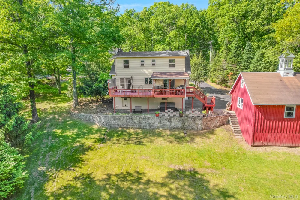 54 Bowe Lane Lagrangeville, NY 12540