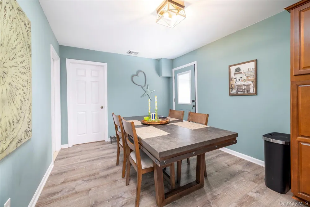 67 Radcliffe Road Island Park, NY 11558