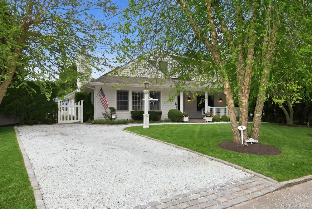 5 Juniper Lane Southampton, NY 11968