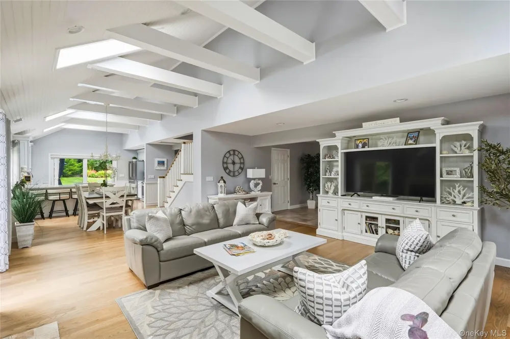 5 Juniper Lane Southampton, NY 11968