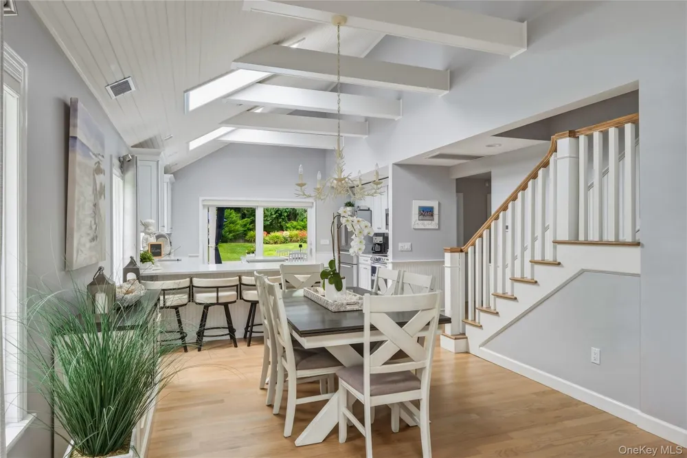 5 Juniper Lane Southampton, NY 11968