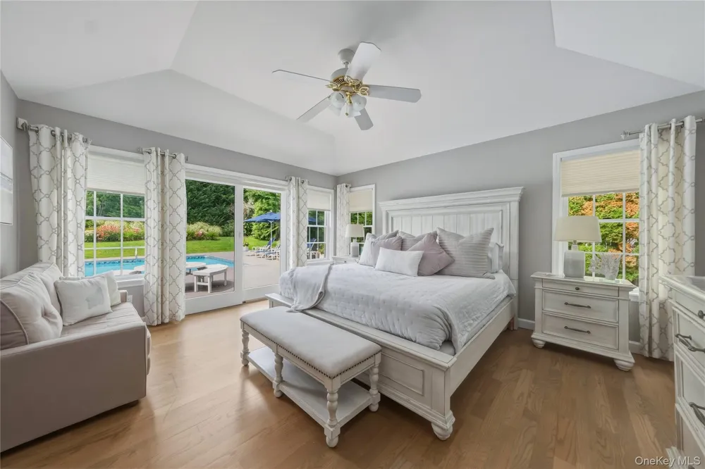 5 Juniper Lane Southampton, NY 11968