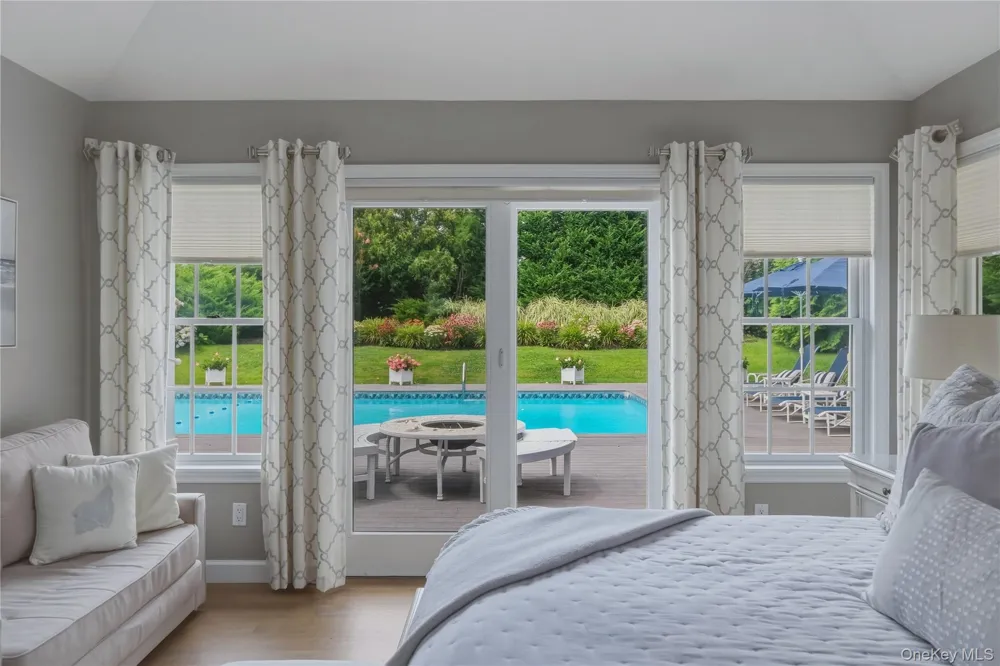 5 Juniper Lane Southampton, NY 11968