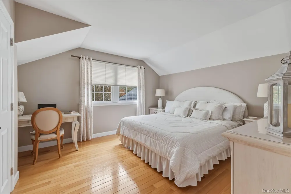 5 Juniper Lane Southampton, NY 11968