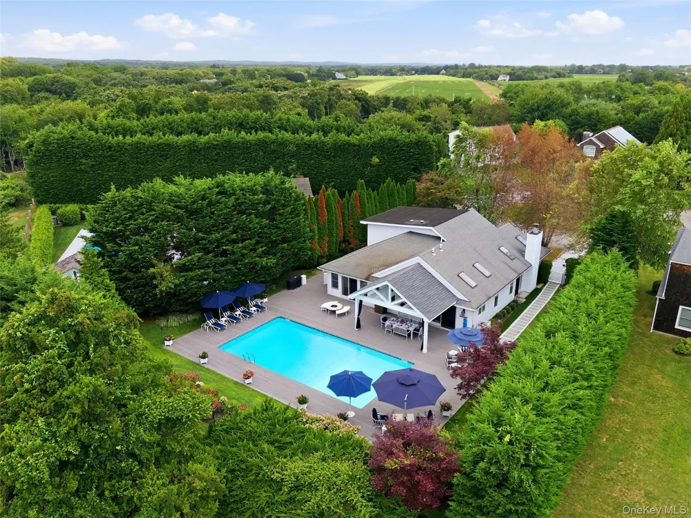 5 Juniper Lane Southampton, NY 11968