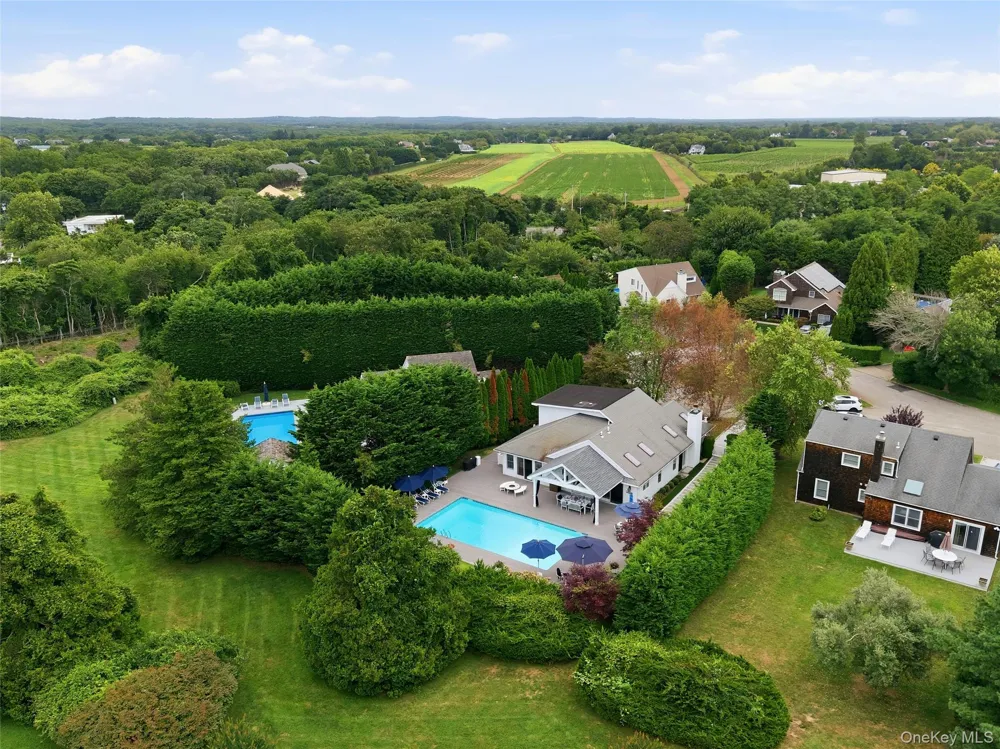 5 Juniper Lane Southampton, NY 11968