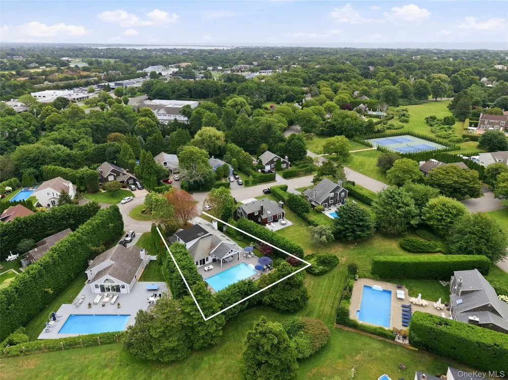 5 Juniper Lane Southampton, NY 11968