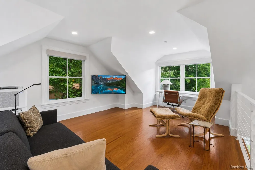 174 Lake Shore Road Putnam Valley, NY 10579