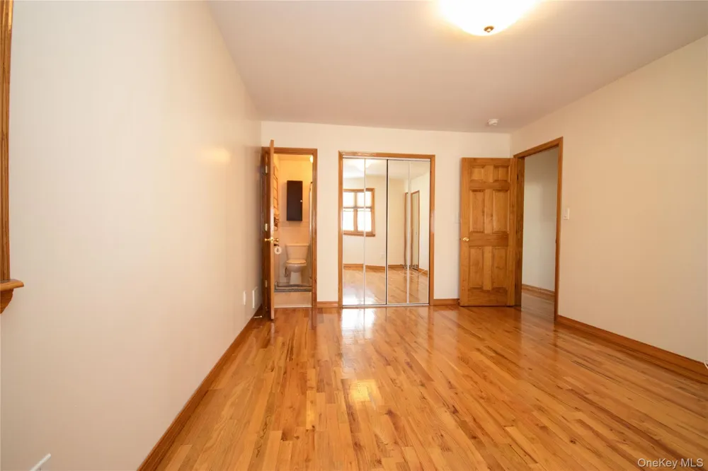 3039 Clubhouse Road Merrick, NY 11566