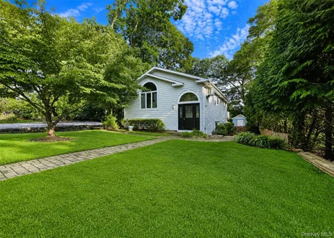 94 Newton Boulevard