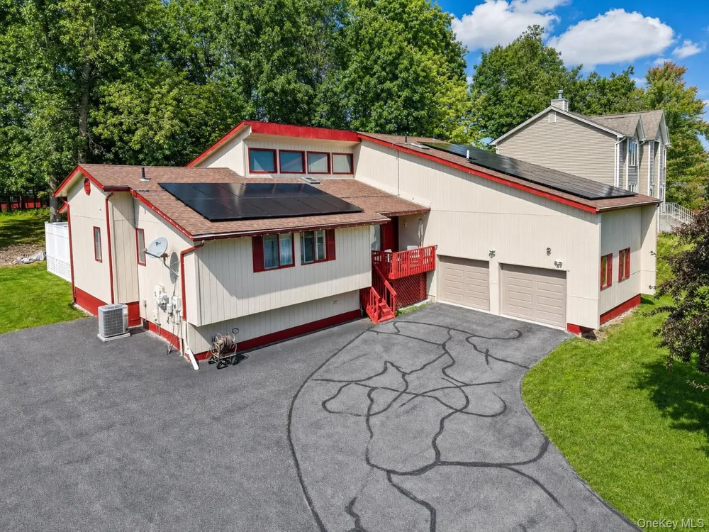 19 Davidge Road Middletown, NY 10940