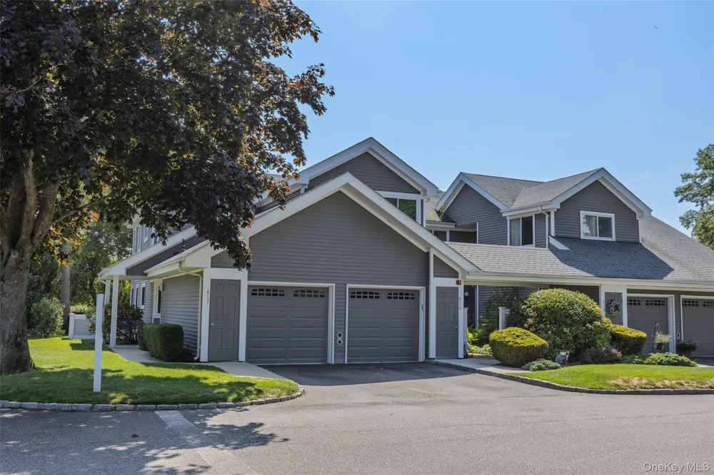 416 Lindsay Lane Moriches, NY 11955