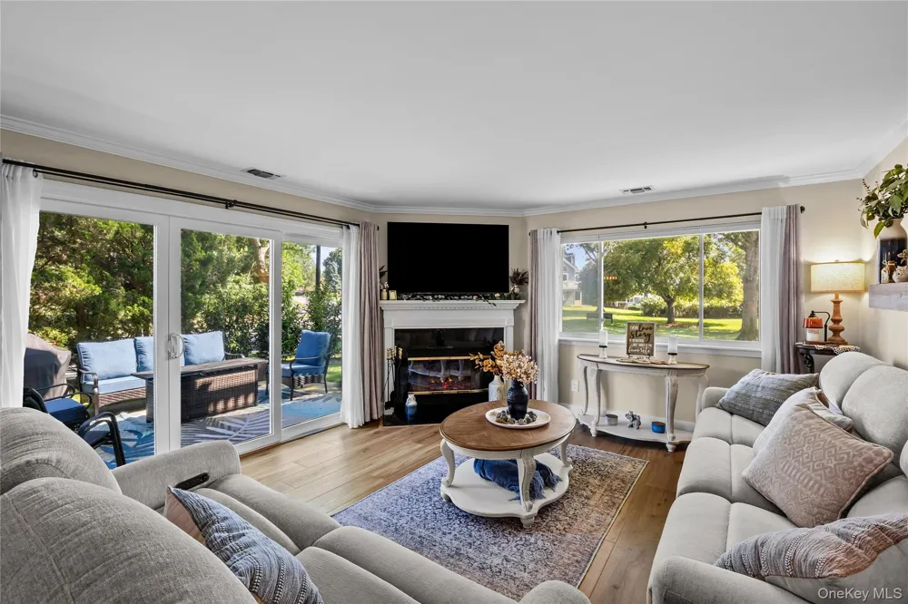 416 Lindsay Lane Moriches, NY 11955