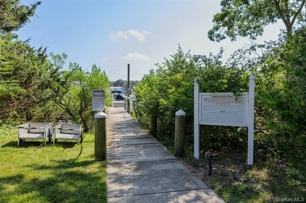 416 Lindsay Lane Moriches, NY 11955