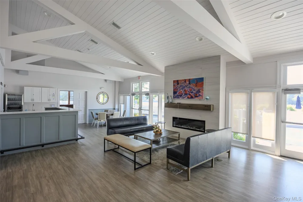 416 Lindsay Lane Moriches, NY 11955