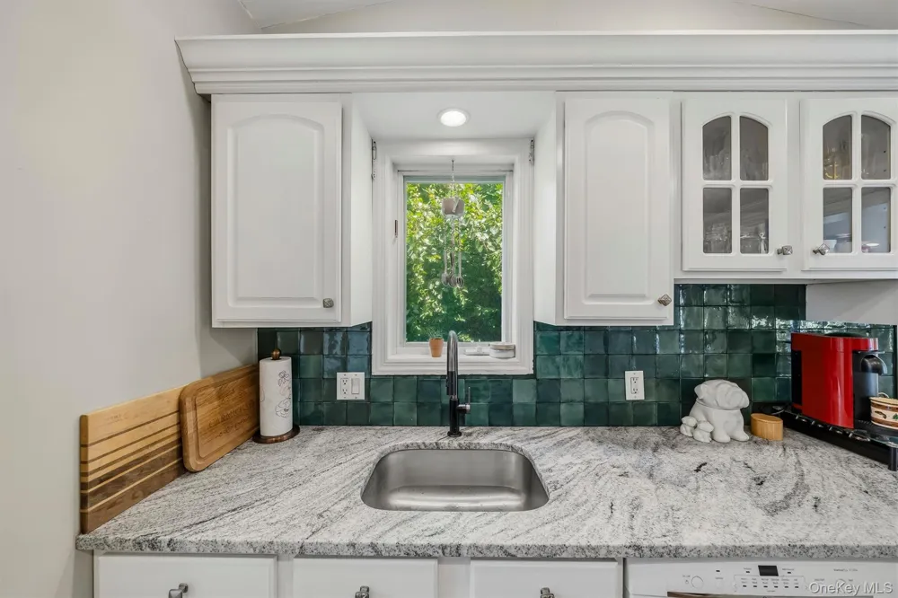 7 Locust Drive Greenwood Lake, NY 10925