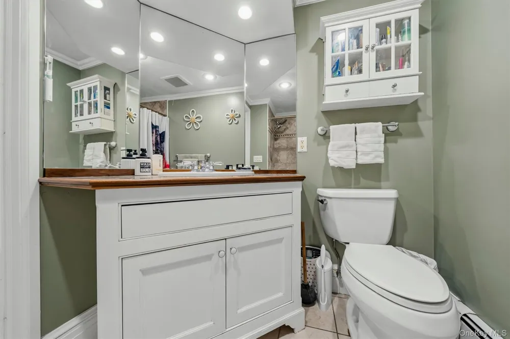 7 Locust Drive Greenwood Lake, NY 10925