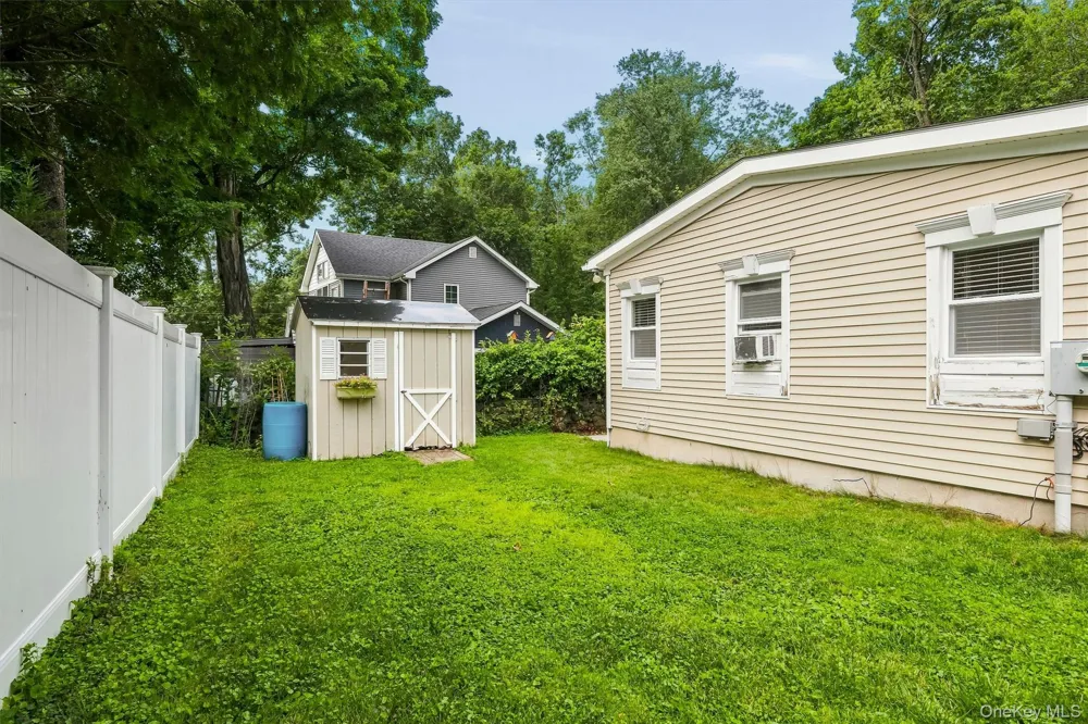 7 Locust Drive Greenwood Lake, NY 10925