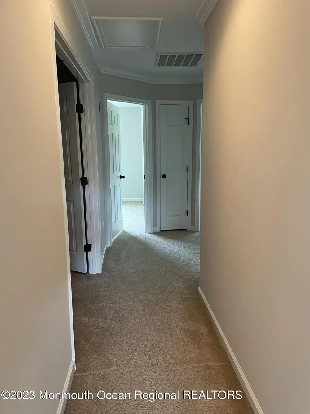 31 Oak Leaf Lane Tinton Falls, NJ 07712