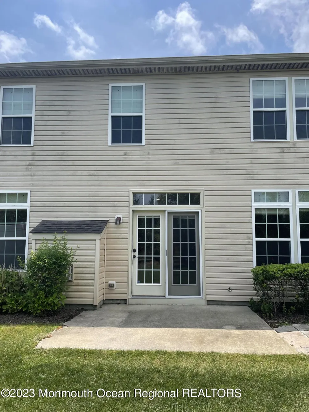31 Oak Leaf Lane Tinton Falls, NJ 07712