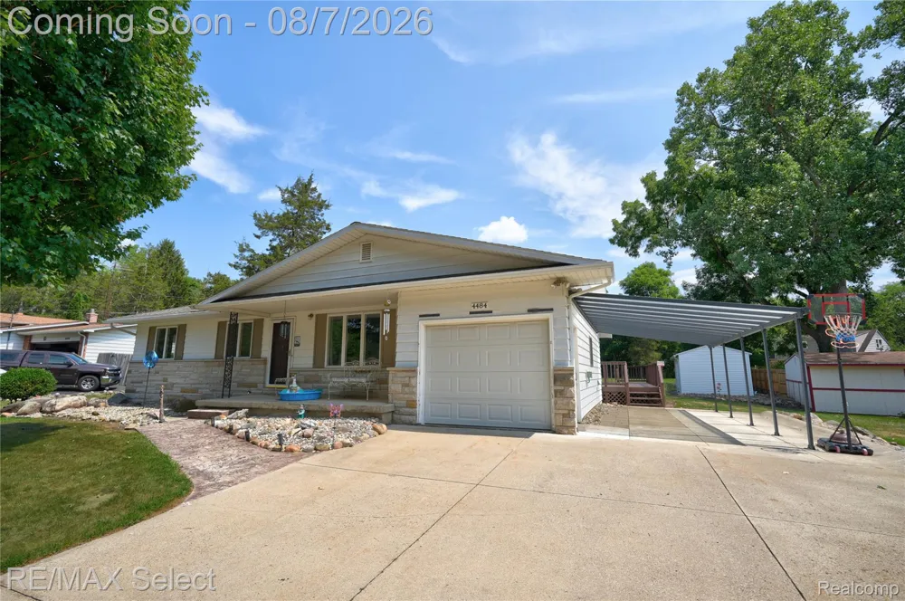 4484 Cedardale Lane Flushing Charter Township, MI 48433