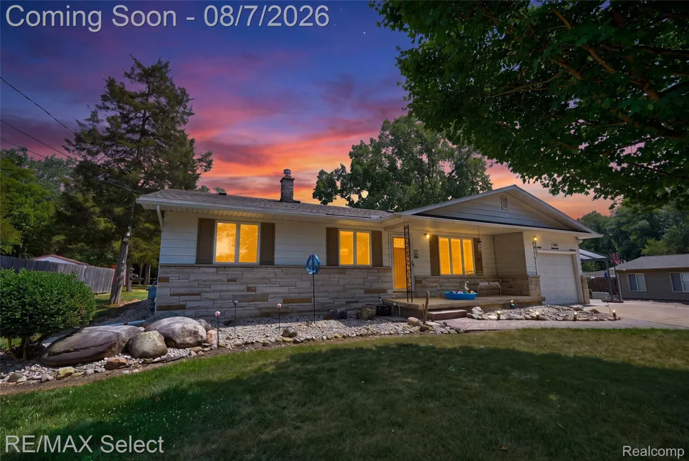 4484 Cedardale Lane Flushing Charter Township, MI 48433