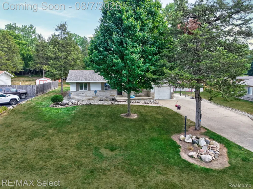 4484 Cedardale Lane Flushing Charter Township, MI 48433