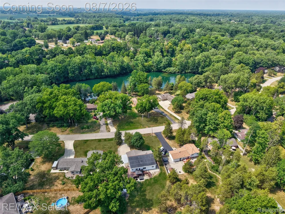 4484 Cedardale Lane Flushing Charter Township, MI 48433