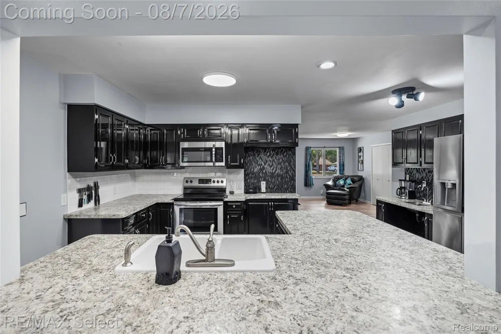 4484 Cedardale Lane Flushing Charter Township, MI 48433
