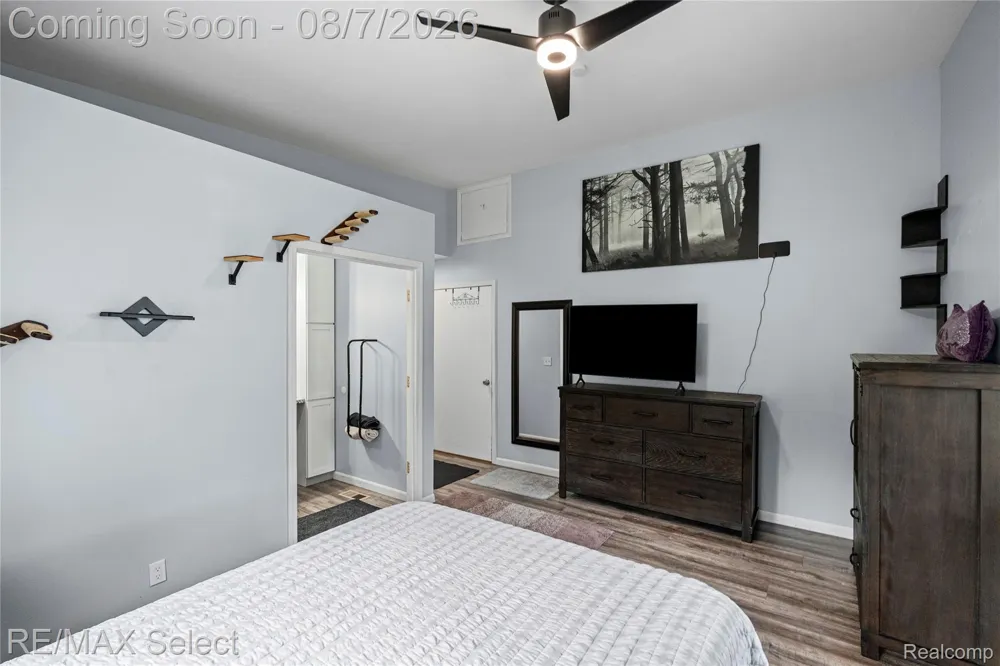 4484 Cedardale Lane Flushing Charter Township, MI 48433