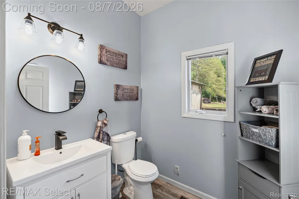 4484 Cedardale Lane Flushing Charter Township, MI 48433
