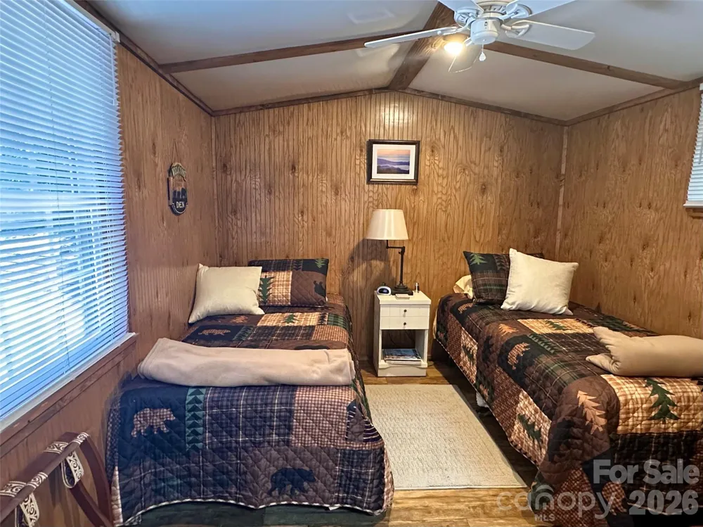 21 Bear Cub Drive Spruce Pine, NC 28777