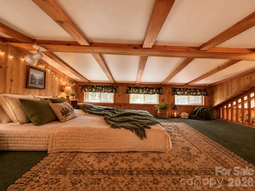 21 Bear Cub Drive Spruce Pine, NC 28777