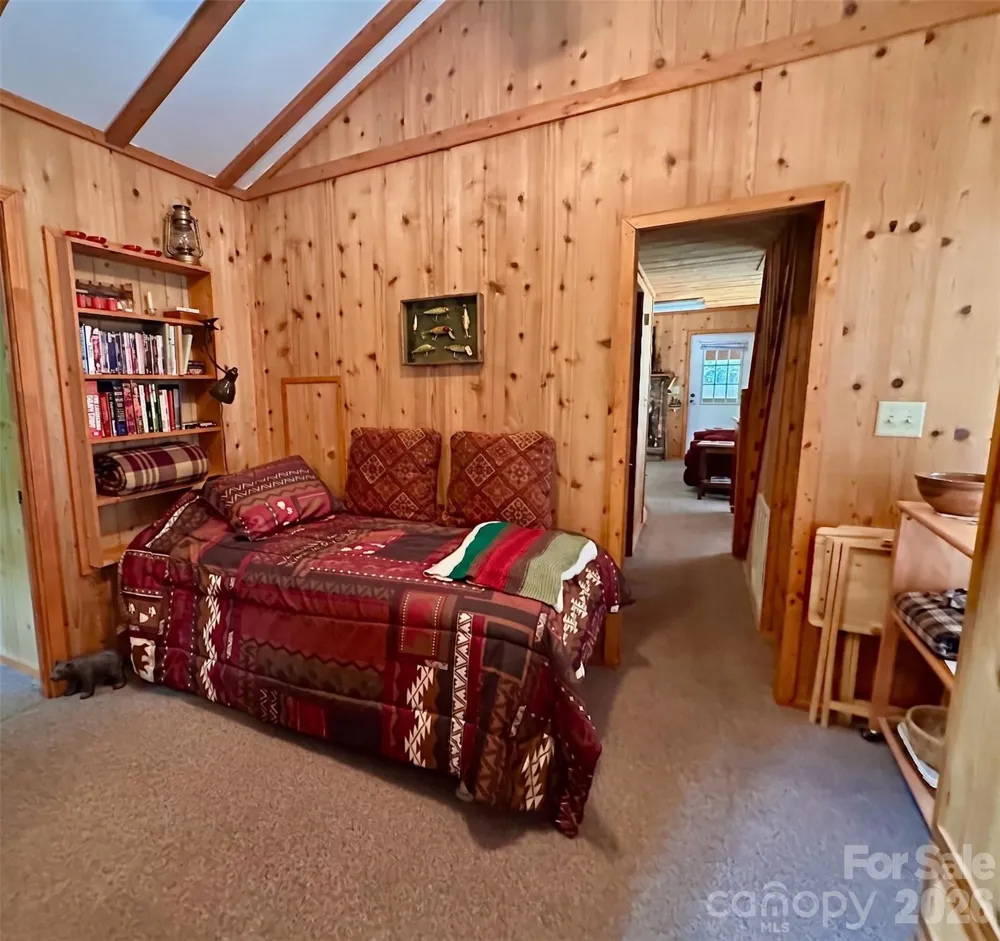 21 Bear Cub Drive Spruce Pine, NC 28777