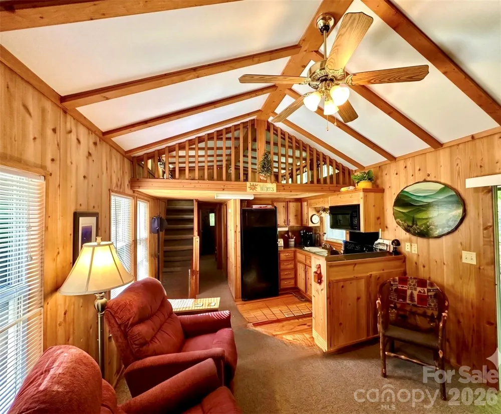 21 Bear Cub Drive Spruce Pine, NC 28777