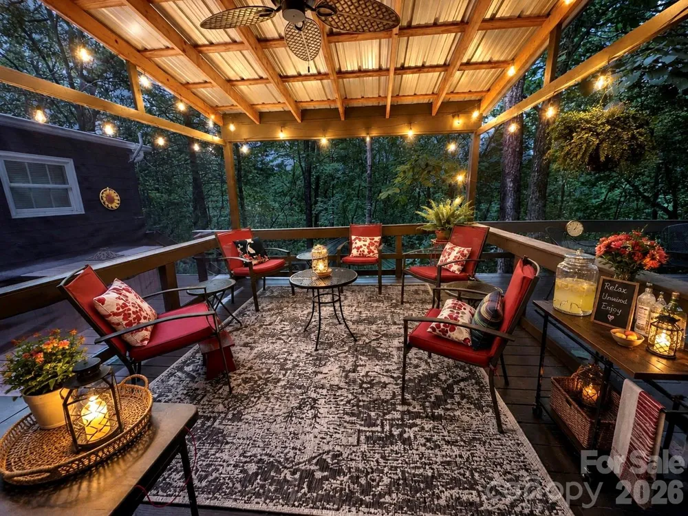 21 Bear Cub Drive Spruce Pine, NC 28777