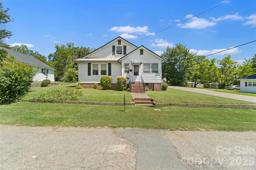 665 Cherry Street Wadesboro, NC 28170