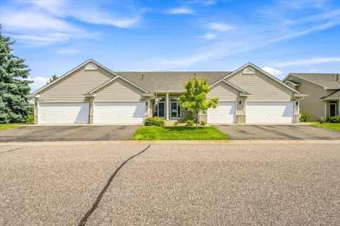 21710 Evergreen Trail
