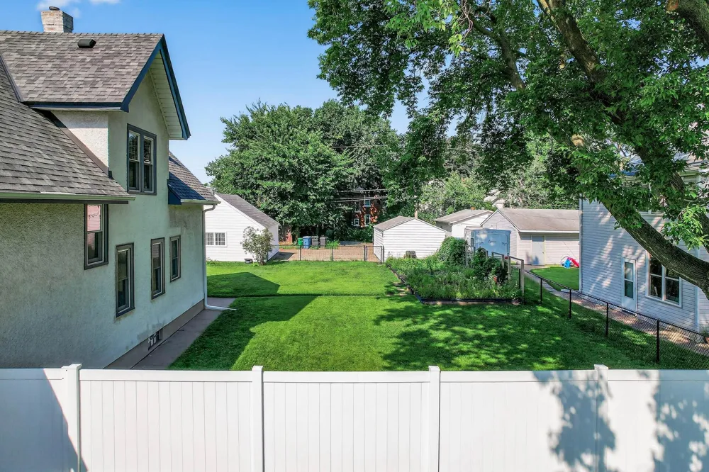 1538 Washington Street NE Minneapolis, MN 55413